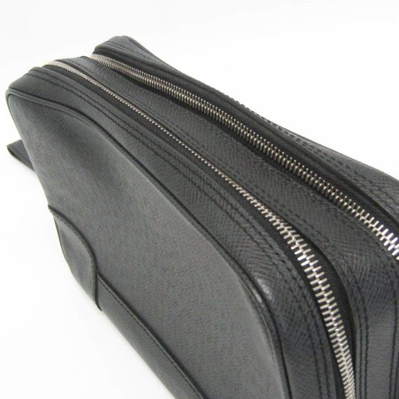 Louis Vuitton Pavel Black Leather Clutch Bag (Pre-Owned) - Picture 4 of 10